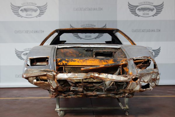 restoration de tomaso pantera